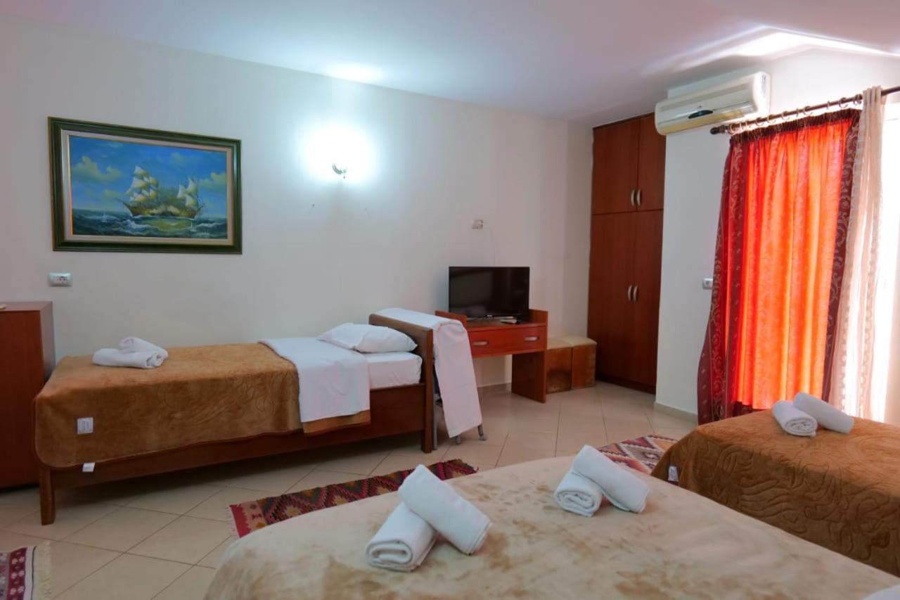Hotel Veli Sarandë Exterior foto