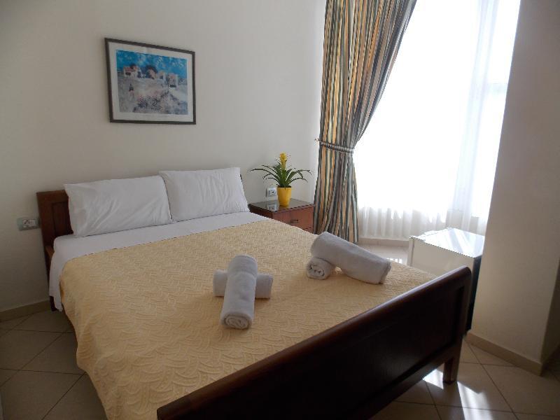 Hotel Veli Sarandë Exterior foto